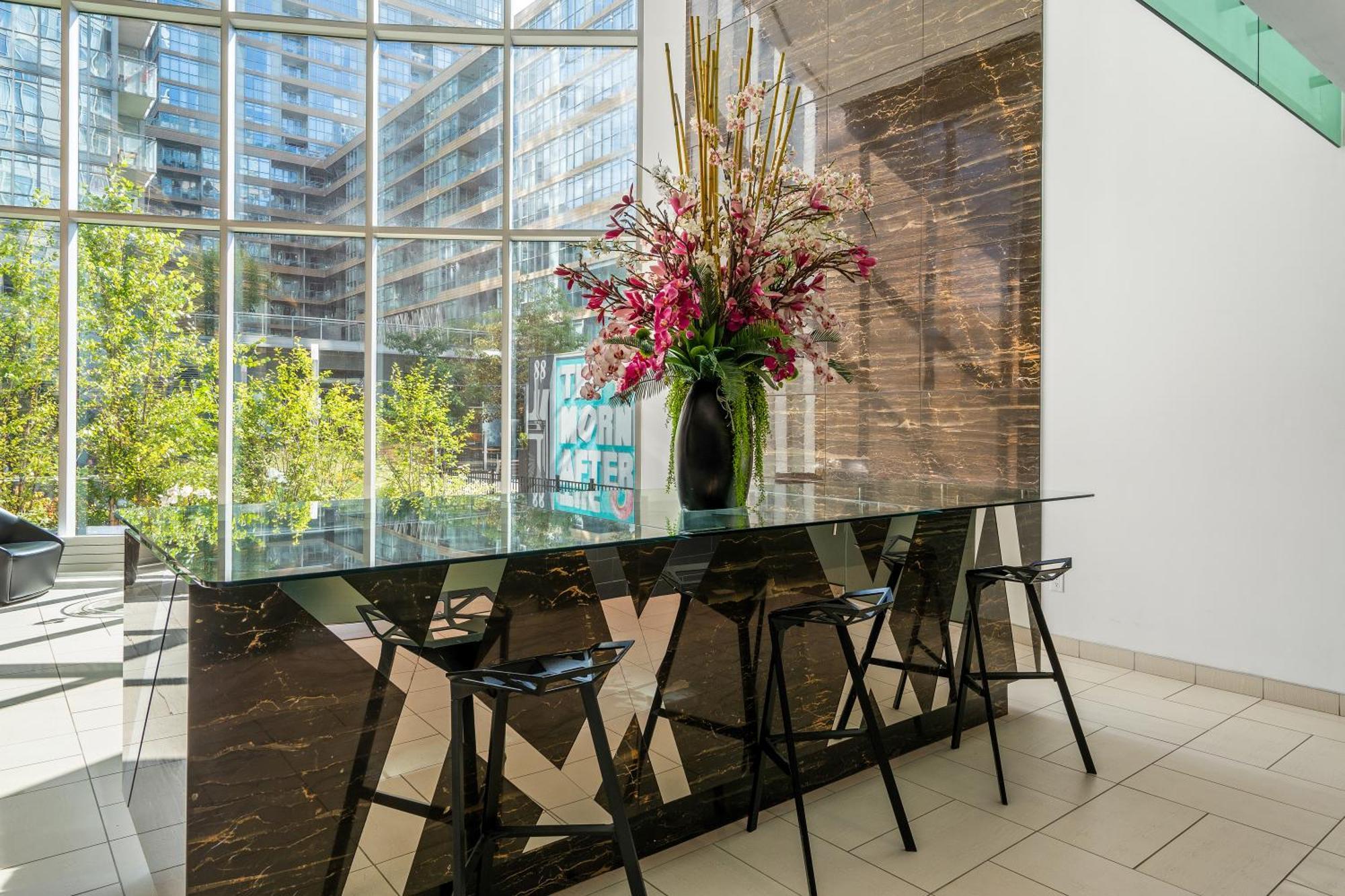 Exquisite Condos By Cn Tower With Parking Toronto Ngoại thất bức ảnh
